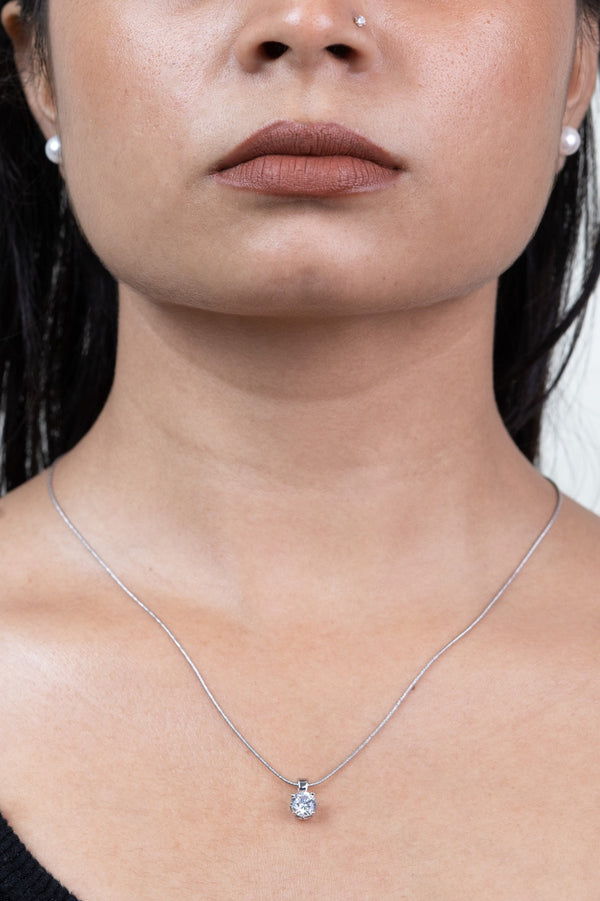 Bezel-Set Round Diamond Chain